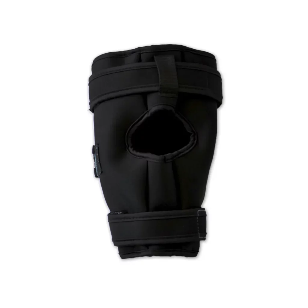 Protection Cold2Horse CryoHock vue de face, ouverture pour la pointe du jarret