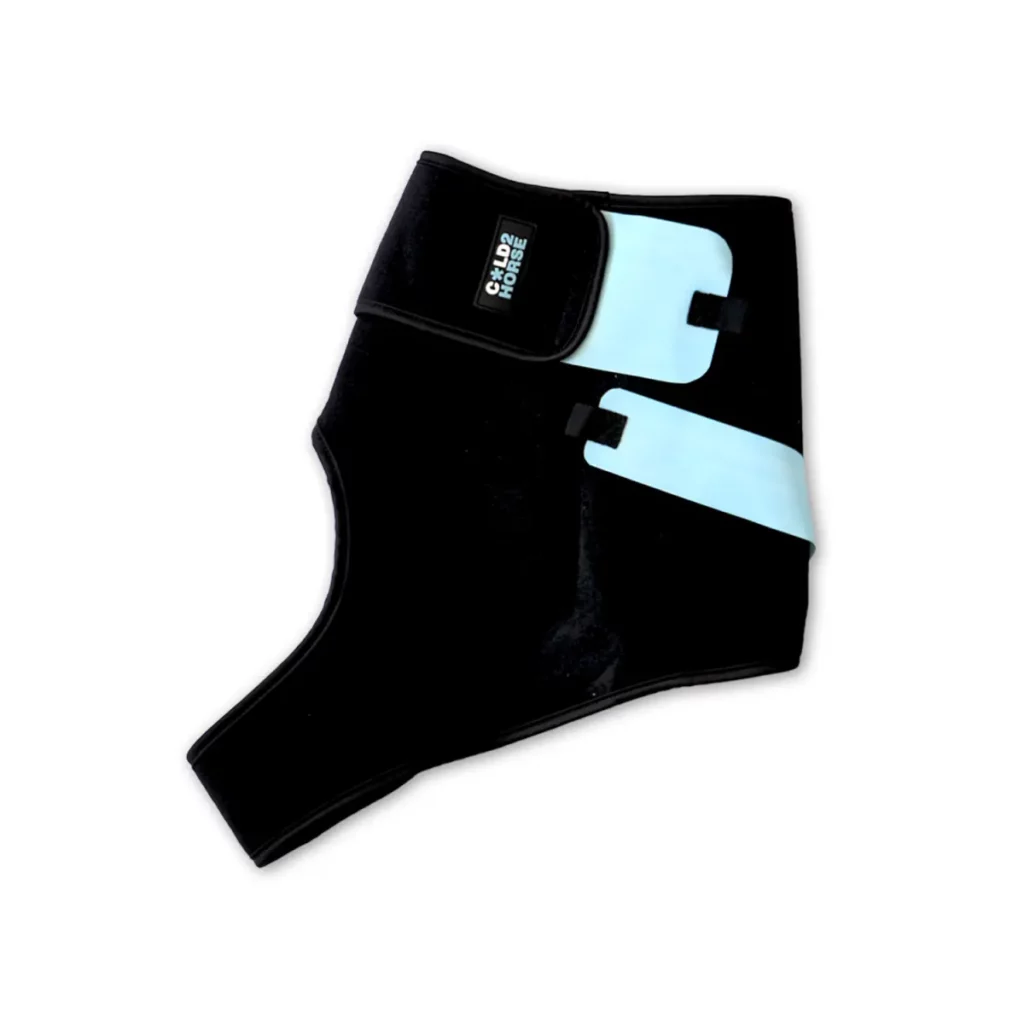 Protection Cold2Horse CryoStifle vue de profil, découpe anatomique pour la cuisse